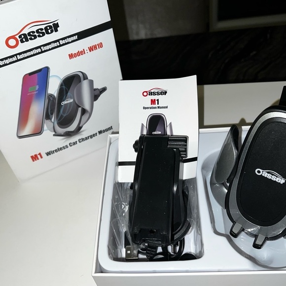 Wireless car  charger and phone holder - Picture 1 of 11
